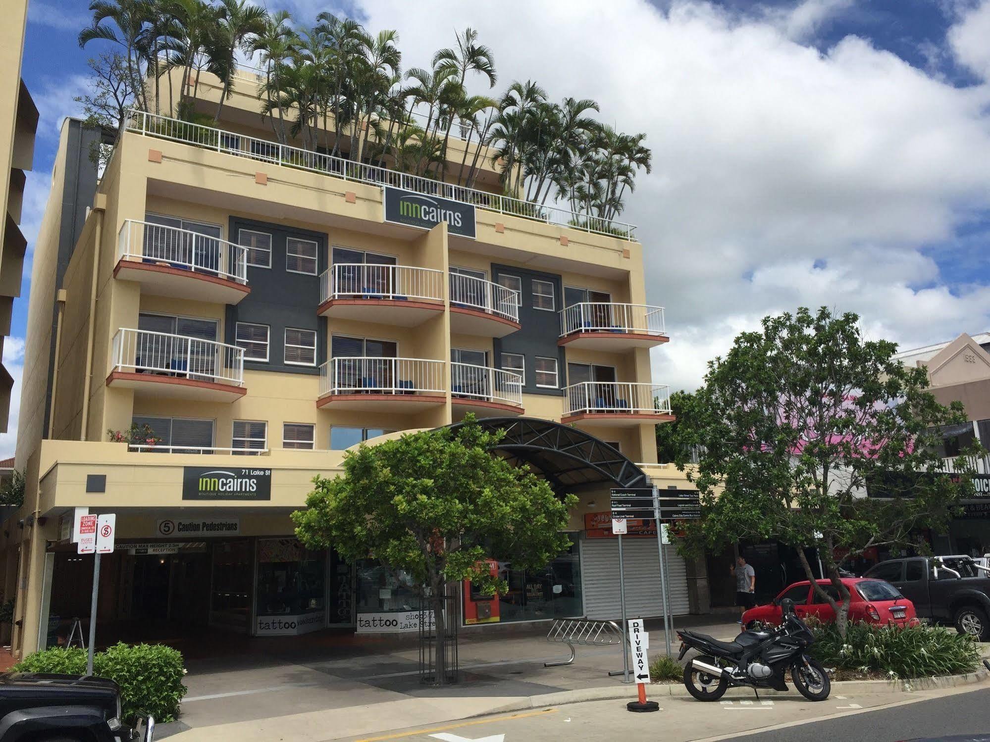 Inn Cairns Exteriör bild